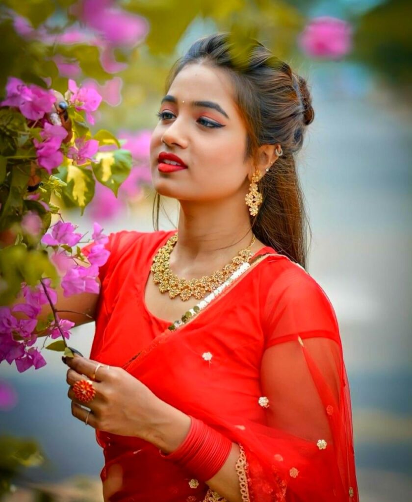 Cute Girl Tamil Dp 2023