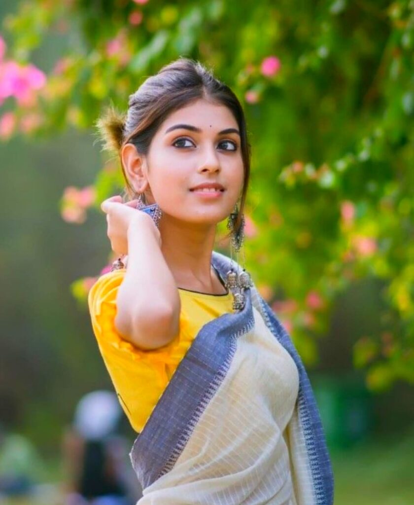 Telugu Beautiful Girls Images