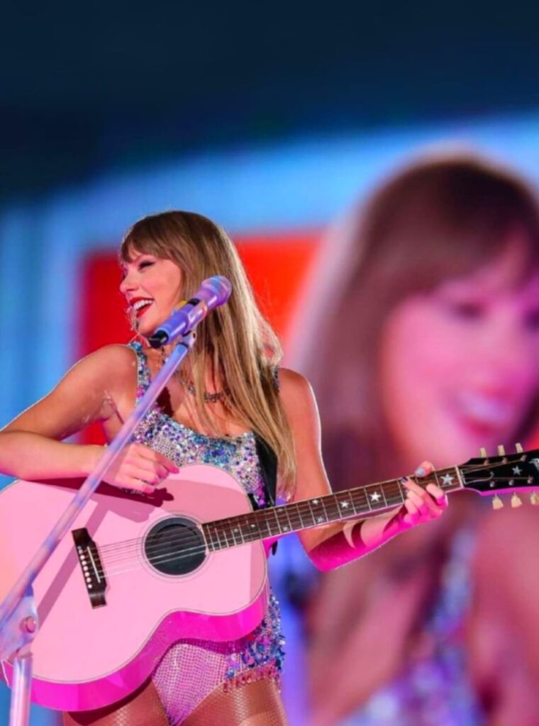 Taylor Swift Cute Wallpapers